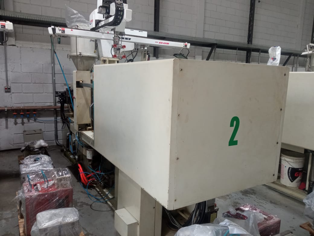 Injetora LK Potenza 130 tons